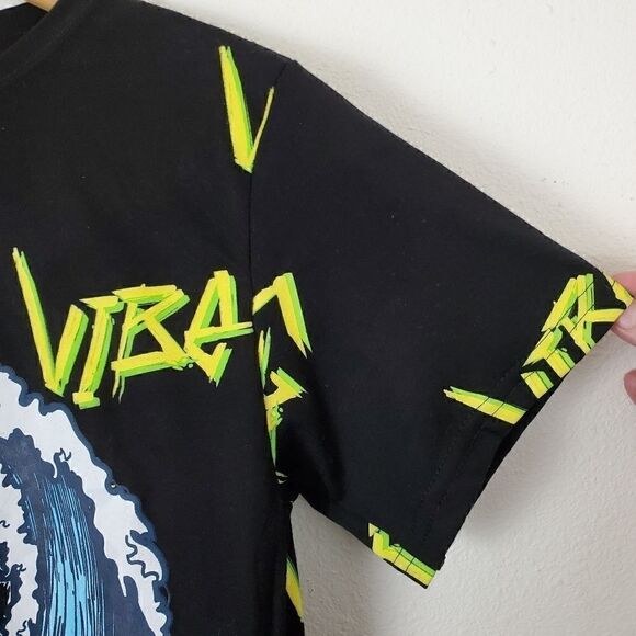 VIBES Surf Shirt Waves & Skull Size Small - Picture 3 of 6